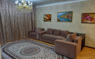 Продажа 4-комнатной квартиры, 146 м², ул. Алиханова - Продажа  четырехкомнатных квартир в новостройках Караганды