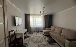 Продажа 4-комнатной квартиры, 72 м², ул. Гапеева - Продажа  четырехкомнатных квартир в Караганде