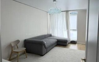 Продажа 2-комнатной квартиры, 72 м²