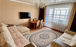 Продажа 3-комнатной квартиры, 63 м², мкр-н Голубые Пруды - Продажа  трехкомнатных квартир в Караганде