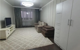 Продажа 3-комнатной квартиры, 106 м², ул. Толе би, дом  298/1 - Продажа квартир в Алматы