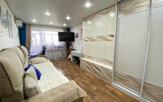 Продажа 3-комнатной квартиры, 59 м²