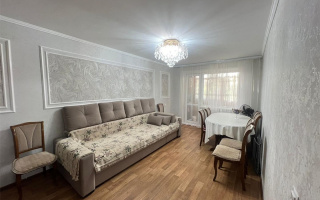 Продажа 3-комнатной квартиры, 62 м², пр. Республики, дом  28 - Продажа  трехкомнатных квартир в Караганде