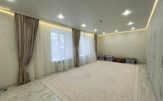 Продажа 7-комнатного дома, 355 м², ул. Шолпан Жандарбековой - Продажа домов, коттеджей в Караганде