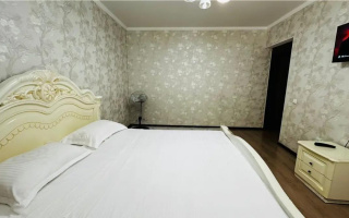 Продажа 1-комнатной квартиры, 40 м², ул. Байтерекова, дом  107 - Продажа  однокомнатных квартир в Алматы без посредников с фото