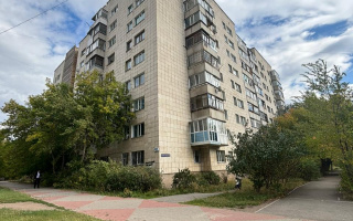 Продажа 4-комнатной квартиры, 72 м², ул. Гапеева, дом  7 - Продажа  четырехкомнатных квартир в Караганде