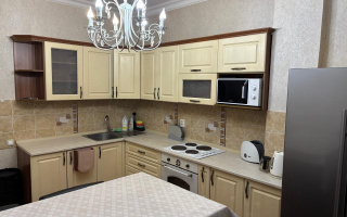 Аренда 2-комнатной квартиры, 95 м², ул. Достык, дом  12 - Продажа квартир в Астане