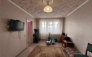 Продажа 4-комнатной квартиры, 61 м², мкр-н 11а, дом  9 - Продажа  четырехкомнатных квартир в Караганде