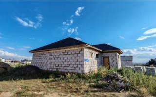 Продажа 4-комнатного дома, 120 м², ул. Жандарбековой - Продажа домов и коттеджей в Караганде