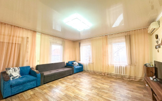 Продажа 5-комнатного дома, 182 м², ул. Хусаинова, дом  155 - Продажа домов и коттеджей в Алматы