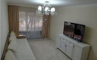 Продажа 3-комнатной квартиры, 61 м²