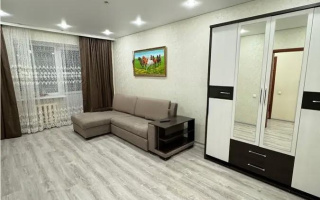 Продажа 1-комнатной квартиры, 40 м², пр. Улы Дала, дом  67 - Продажа  однокомнатных квартир в Астане без посредников с фото