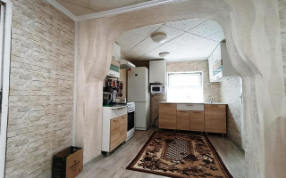 Продажа 6-комнатного дома, 212 м², ул. Ударная - Продажа домов, коттеджей в Караганде