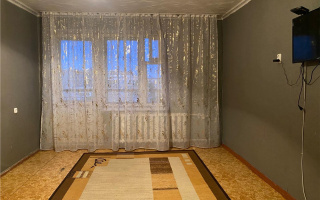 Продажа 3-комнатной квартиры, 62 м², мкр-н Восток-3, дом  18 - Продажа  трехкомнатных квартир в Караганде с фото