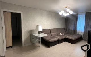 Продажа 3-комнатной квартиры, 50 м², пр. Республики, дом  34 - Продажа  трехкомнатных квартир в Караганде без посредников с фото