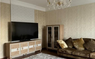 Продажа 3-комнатной квартиры, 135 м², пр. Достык, дом  128 - Продажа  трехкомнатных квартир в Алматы с фото