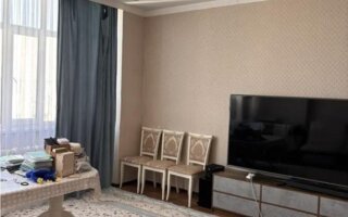 Продажа 2-комнатной квартиры, 99 м²