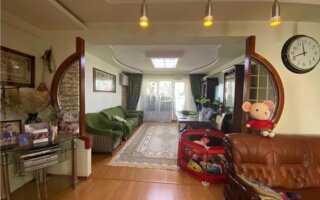 Продажа 4-комнатной квартиры, 170 м²