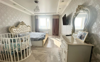 Продажа 3-комнатной квартиры, 93 м², пр. Шахтеров - Продажа  трехкомнатных квартир в Караганде с фото