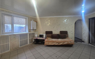 Продажа 3-комнатного дома, 74.2 м², ул. Гастелло - Продажа дач в Темиртау