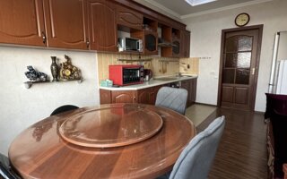 Продажа 3-комнатной квартиры, 82 м²