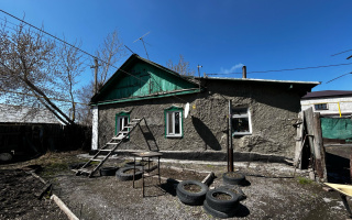 Продажа 4-комнатного дома, 50 м², ул. Районная - Продажа квартир в Караганде