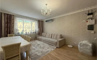 Продажа 3-комнатной квартиры, 118 м², ул. Достык, дом  13 - Продажа  трехкомнатных квартир в новостройках Астаны