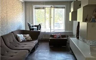 Продажа 3-комнатной квартиры, 62 м²