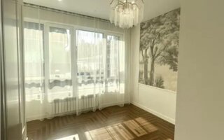 Продажа 3-комнатной квартиры, 56 м²