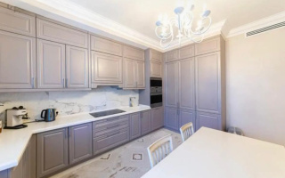 Продажа 4-комнатной квартиры, 138 м², ул. Желтоксан, дом  3 - Продажа  четырехкомнатных квартир в Астане