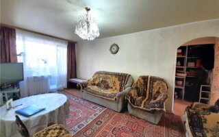Продажа 3-комнатной квартиры, 58 м²