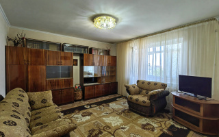 Продажа 3-комнатной квартиры, 64 м², мкр-н Степной-4, дом  7 - Продажа  трехкомнатных квартир в Караганде