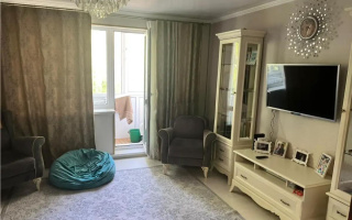 Продажа 3-комнатной квартиры, 65 м², мкр-н Орбита-1, дом  17 - Продажа  трехкомнатных квартир в Караганде без посредников с фото