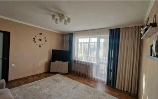 Продажа 3-комнатной квартиры, 63 м², мкр-н Степной-4, дом  2 - Продажа  трехкомнатных квартир в Караганде без посредников с фото