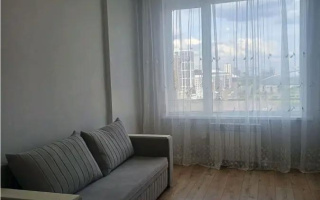 Продажа 1-комнатной квартиры, 38 м², ул. Толе би, дом  28/1 - Продажа квартир в Астане