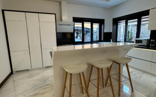 Продажа 6-комнатного дома, 280 м², ул. Мамыр, дом  29 - Баганашыл мкр-н - Продажа  пятикомнатных домов, коттеджей в Алматы
