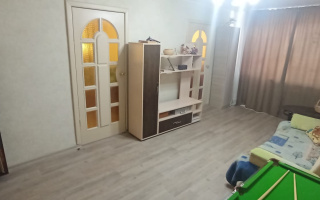 Аренда 4-комнатной квартиры, 61 м², ул. Муканова, дом  4 - Аренда квартир помесячно в Караганде с фото