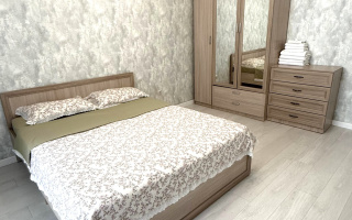 Аренда 3-комнатной квартиры посуточно, 86 м², пр. Кабанбай батыра, дом  64 - ул. Рыскулова - Аренда квартир посуточно в Астане без посредников