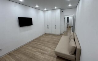 Продажа 1-комнатной квартиры, 41 м²