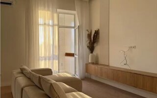 Продажа 2-комнатной квартиры, 77.1 м²