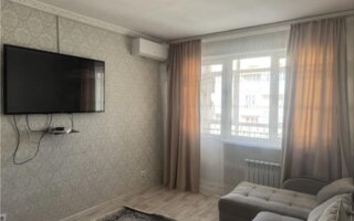 Продажа 1-комнатной квартиры, 42 м²