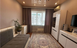 Продажа 2-комнатной квартиры, 62.4 м², мкр-н Аксай-4, дом  61 - Продажа квартир в Алматы