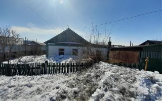 Продажа 4-комнатного дома, 70 м², ул. Луговая - Продажа квартир в Темиртау