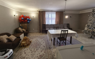 Продажа 5-комнатного дома, 260 м² - Продажа домов, коттеджей в Караганде
