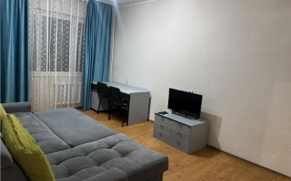 Продажа 1-комнатной квартиры, 43 м², ул. Шевченко, дом  155 - Продажа квартир в Казахстане