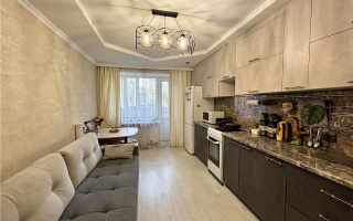 Продажа 3-комнатной квартиры, 65 м², ул. Крылова, дом  38 - Продажа  трехкомнатных квартир в Караганде