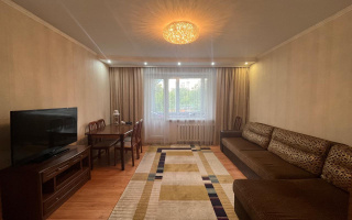 Продажа 3-комнатной квартиры, 65 м², пр. Республики, дом  30/2 - Продажа  трехкомнатных квартир в Караганде