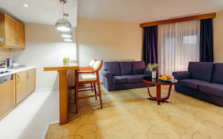 Аренда , 47 м², ул. Пермитина, дом  11/1 - Продажа и аренда недвижимости в Усть-Каменогорске