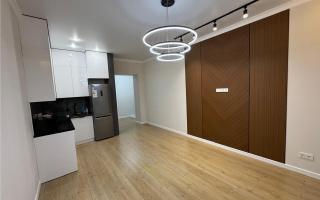 Продажа 2-комнатной квартиры, 45 м², ул. Айтматова - Продажа зданий в Акмолинской области