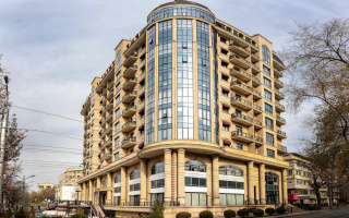 Аренда , ул. Ауэзова, дом  60 - Аренда офисных и торговых помещений в Алматы с фото